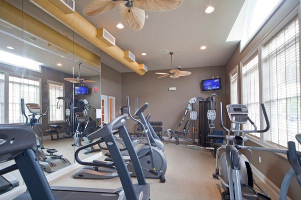 FULLY EQUIPPED FITNESS CENTER