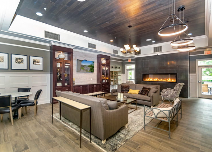 Features Spring Creek Apartments